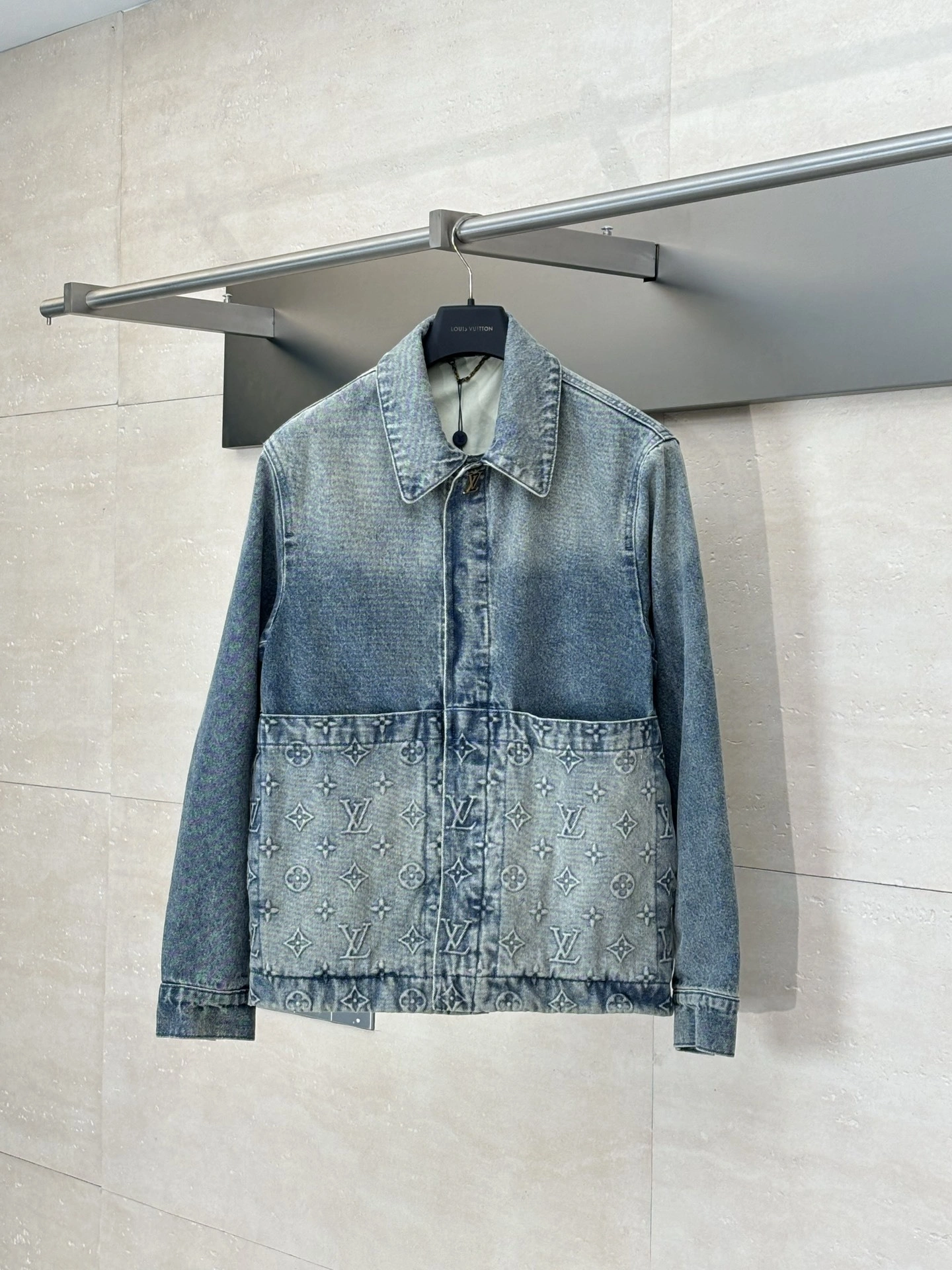 wg.luxury- 8V item:E-F363F1125